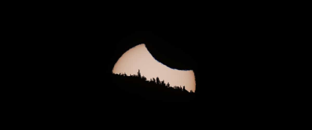 capture a total solar eclipse